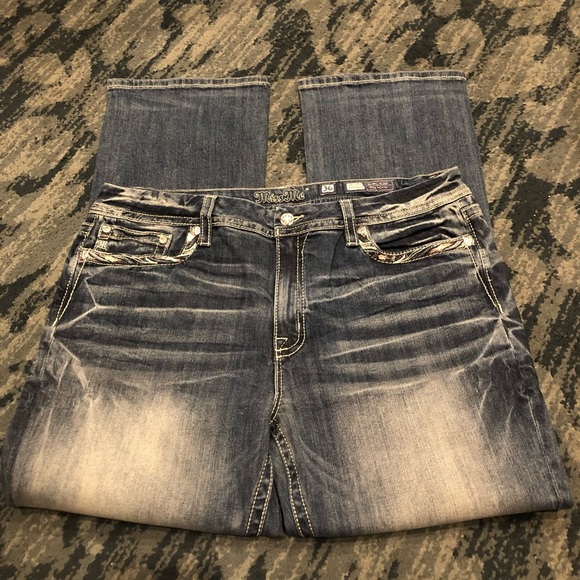‼️SOLD‼️ NWT Womens Miss Me Mid-Rise Easy Boot Jeans Size 36 - Picture 2 of 14